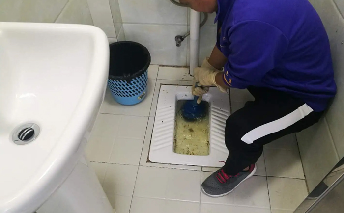 汪场镇疏通蹲坑
